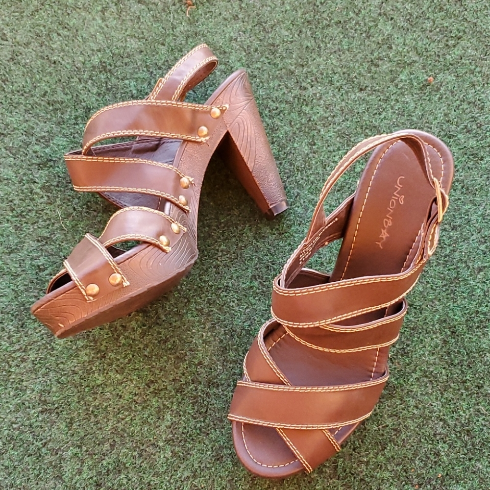 UnionBay high heel sandals
